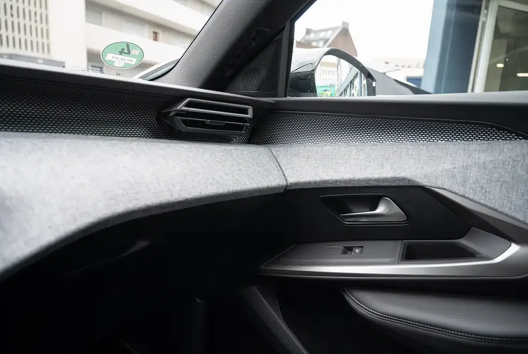 Peugeot 5008 - Thumbnail 10