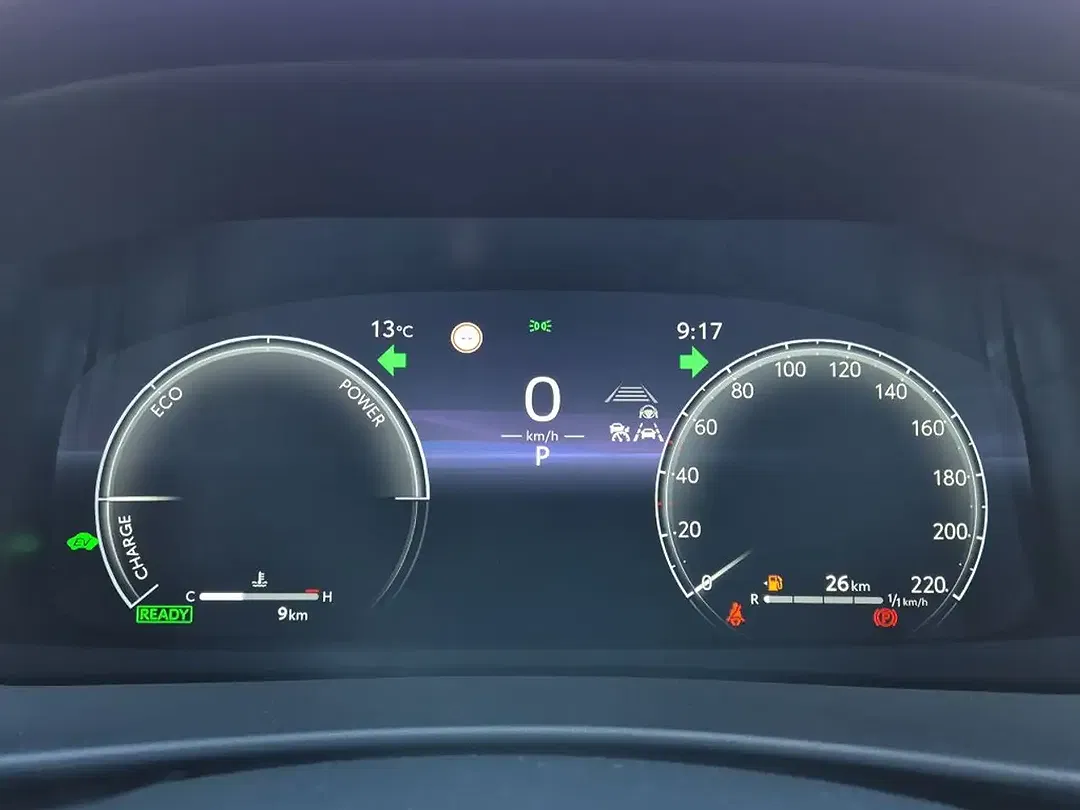 Toyota C-HR - Thumbnail 11