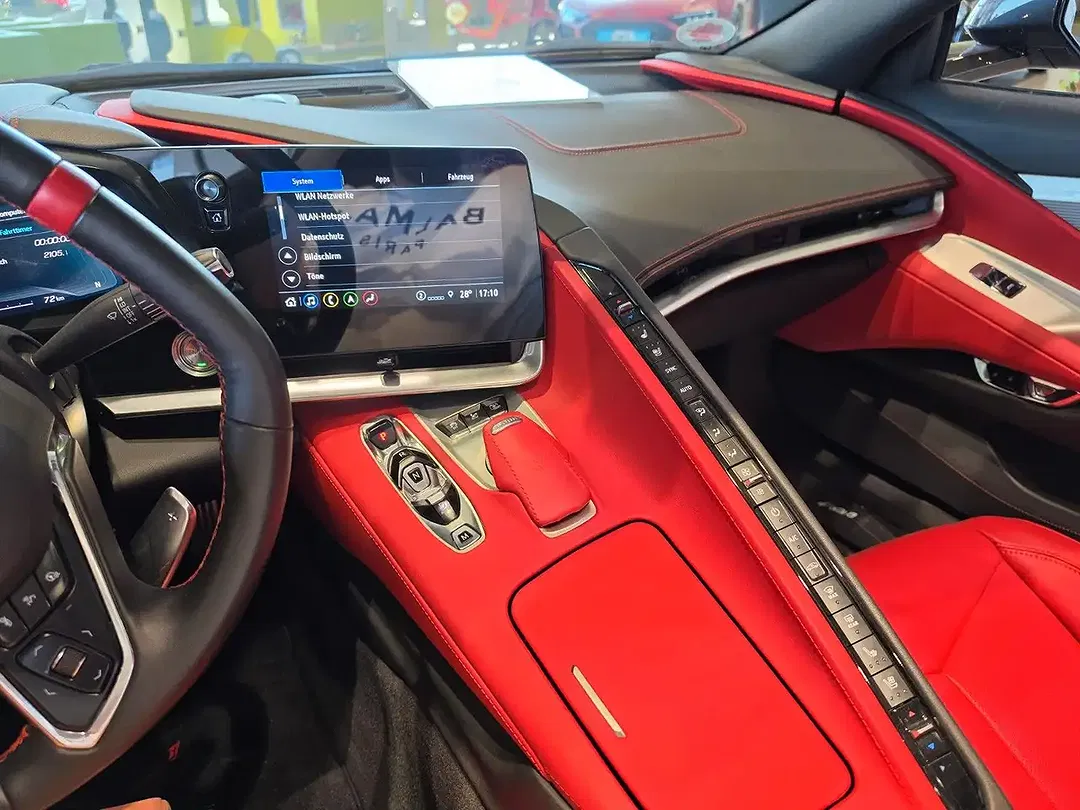Corvette C8 - Thumbnail 19