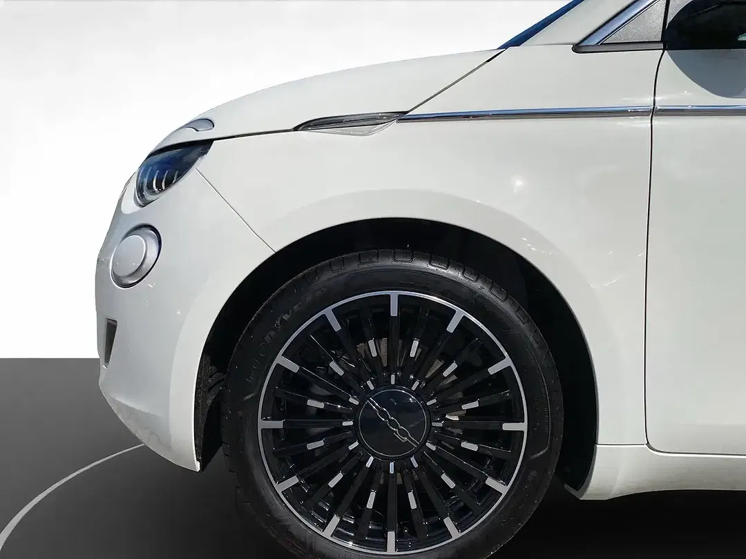 Fiat 500C - Thumbnail 9