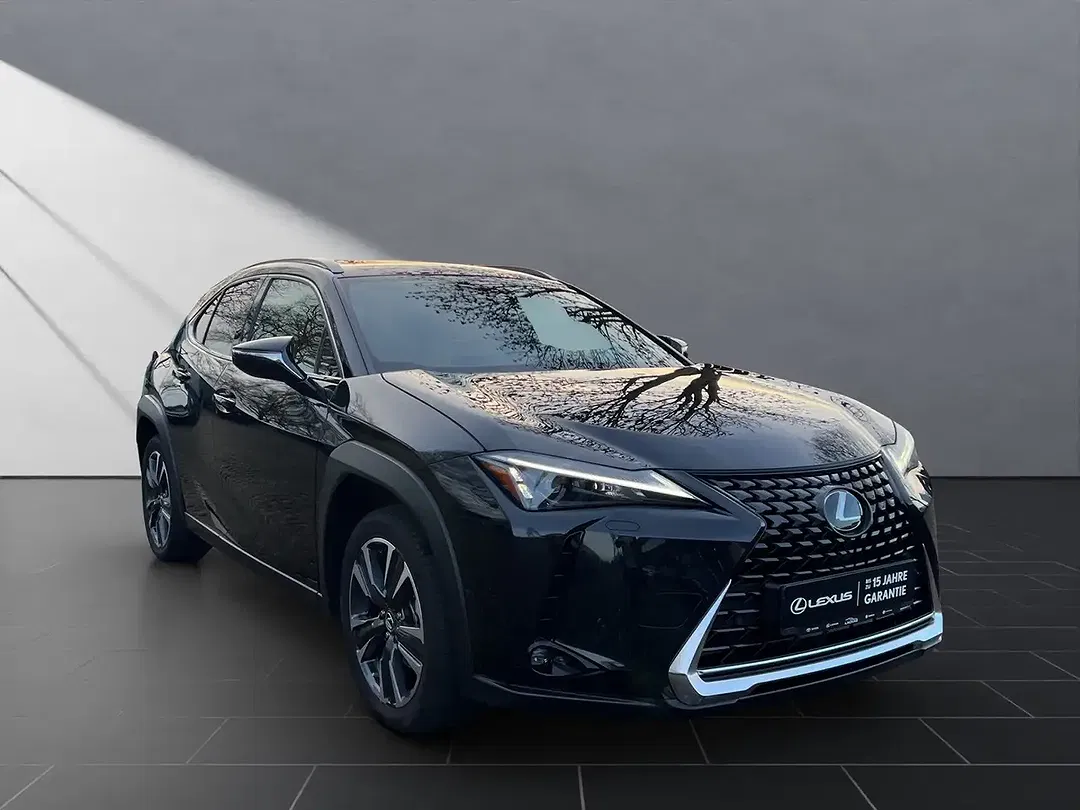 Lexus UX 250h - Thumbnail 7