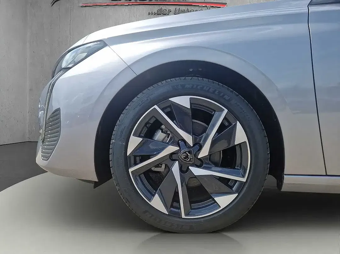 Peugeot 308 - Thumbnail 13