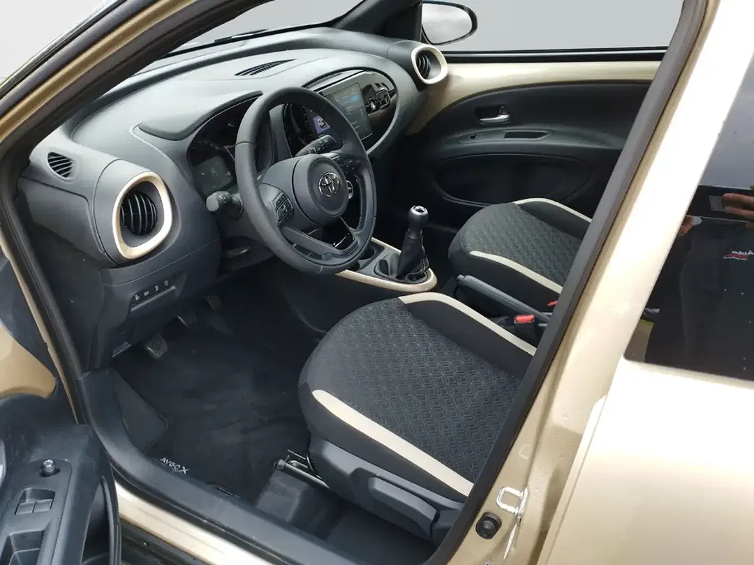 Toyota Aygo X - Thumbnail 9