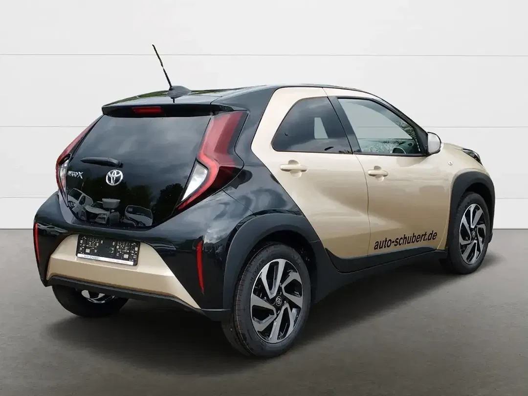 Toyota Aygo X - Thumbnail 4