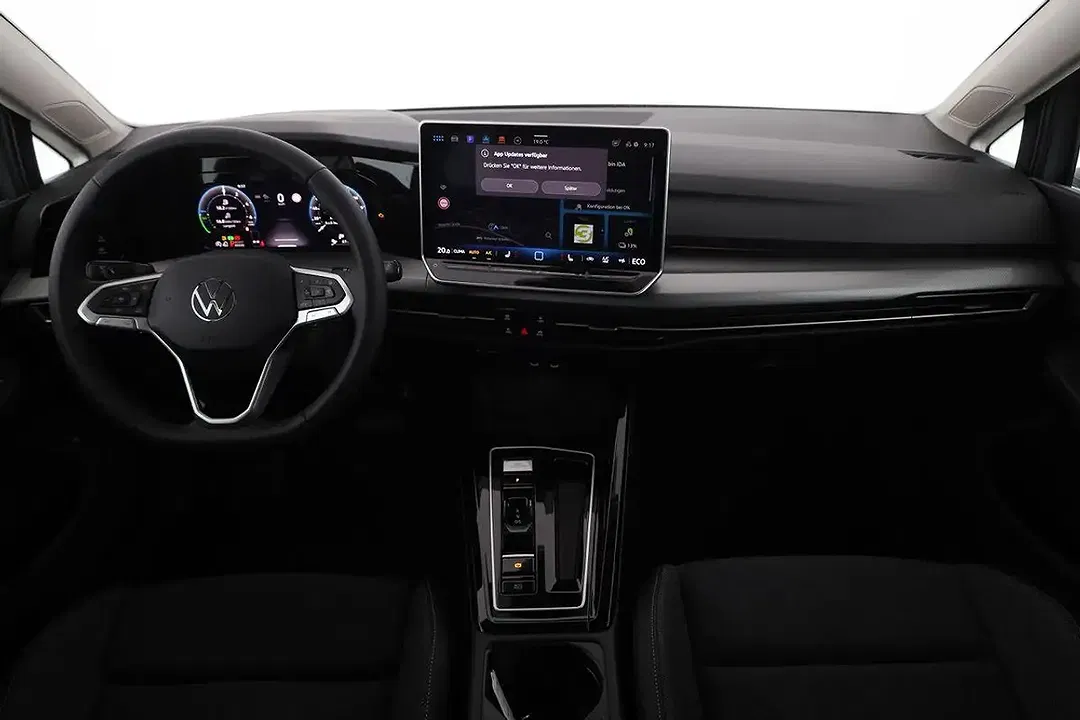 Volkswagen Golf - Thumbnail 5