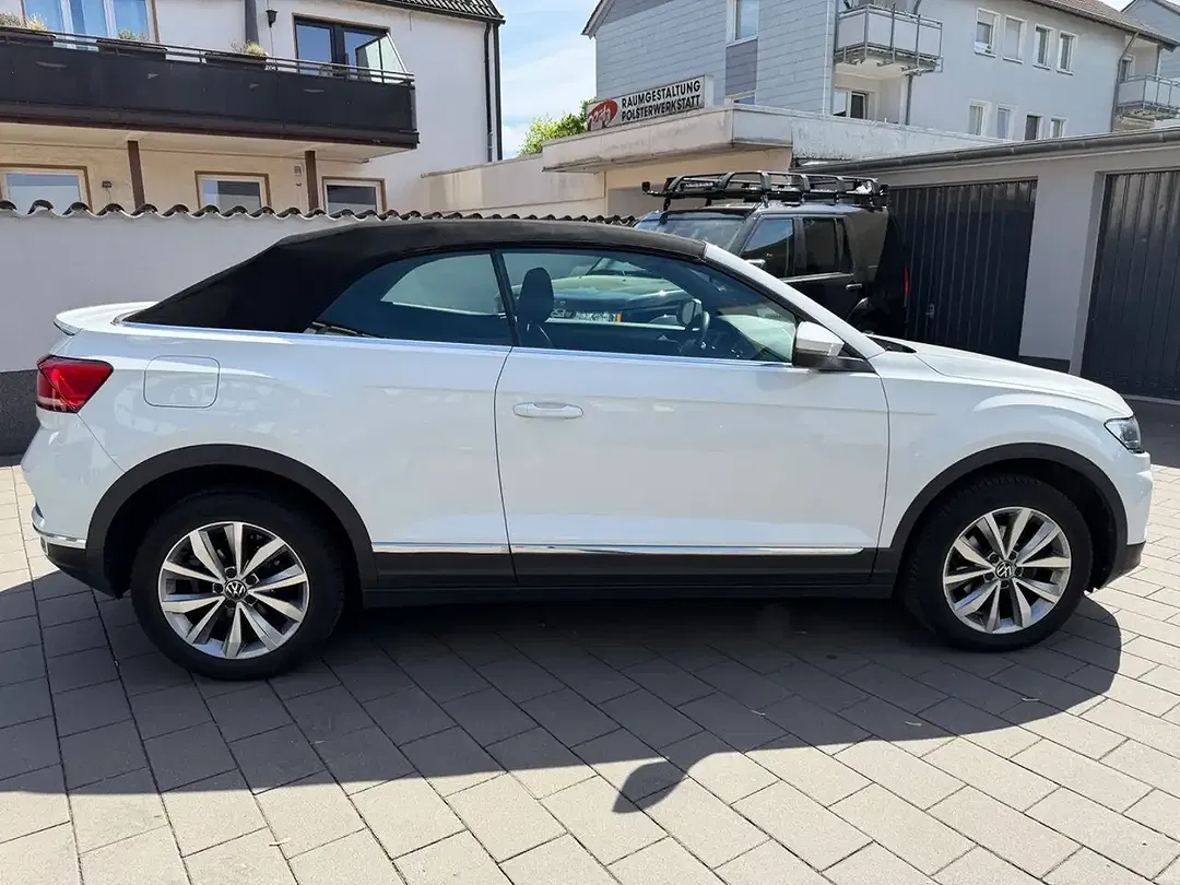 Volkswagen T-Roc - Thumbnail 10
