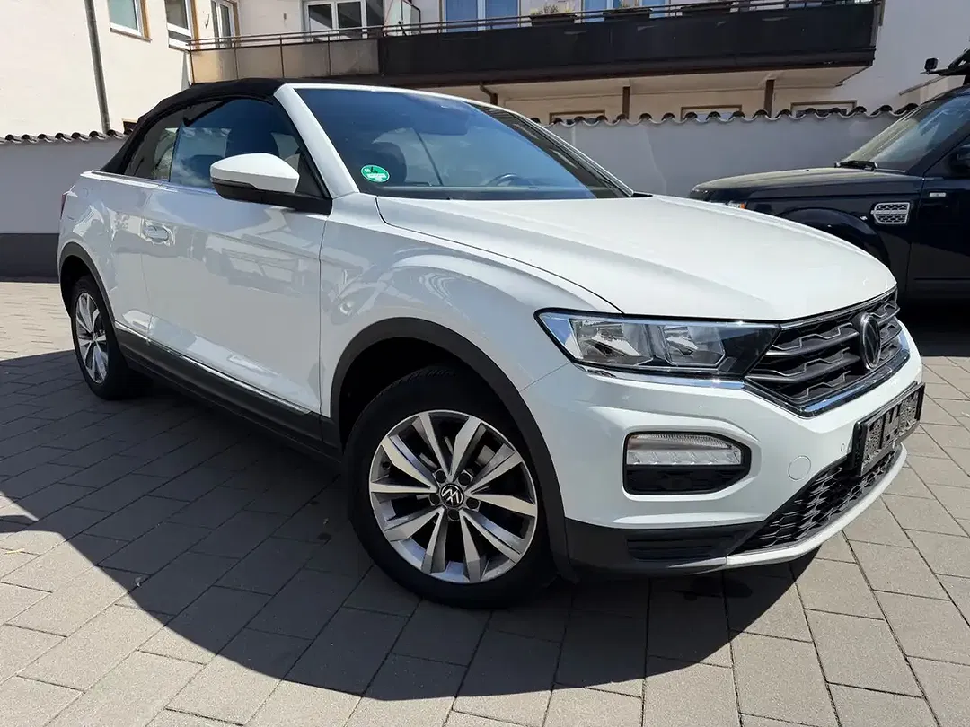 Volkswagen T-Roc - Thumbnail 3