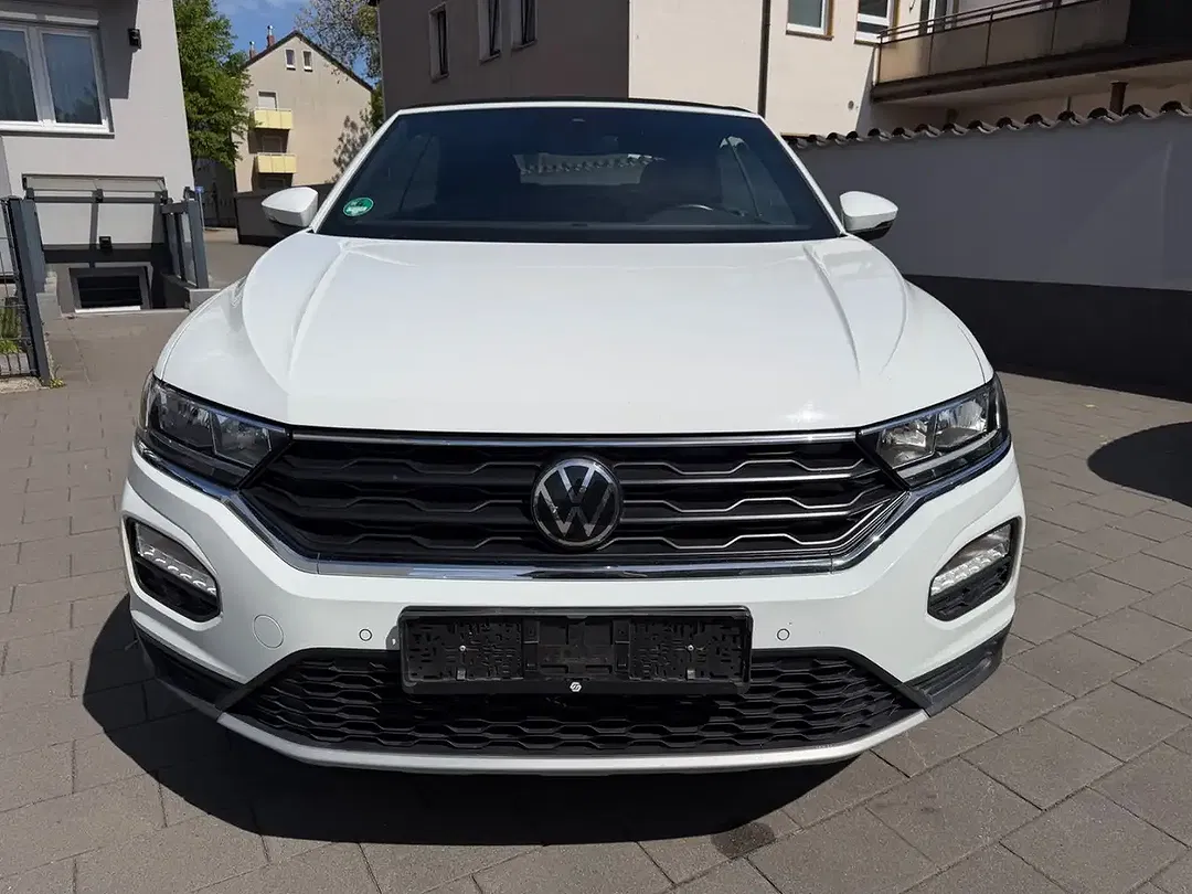 Volkswagen T-Roc - Thumbnail 5