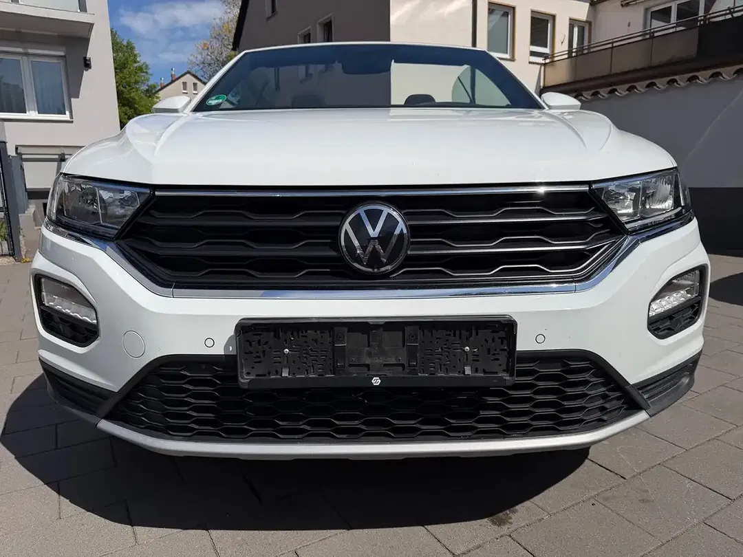 Volkswagen T-Roc - Thumbnail 6