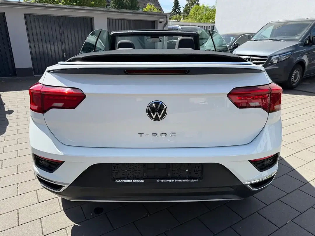 Volkswagen T-Roc - Thumbnail 8