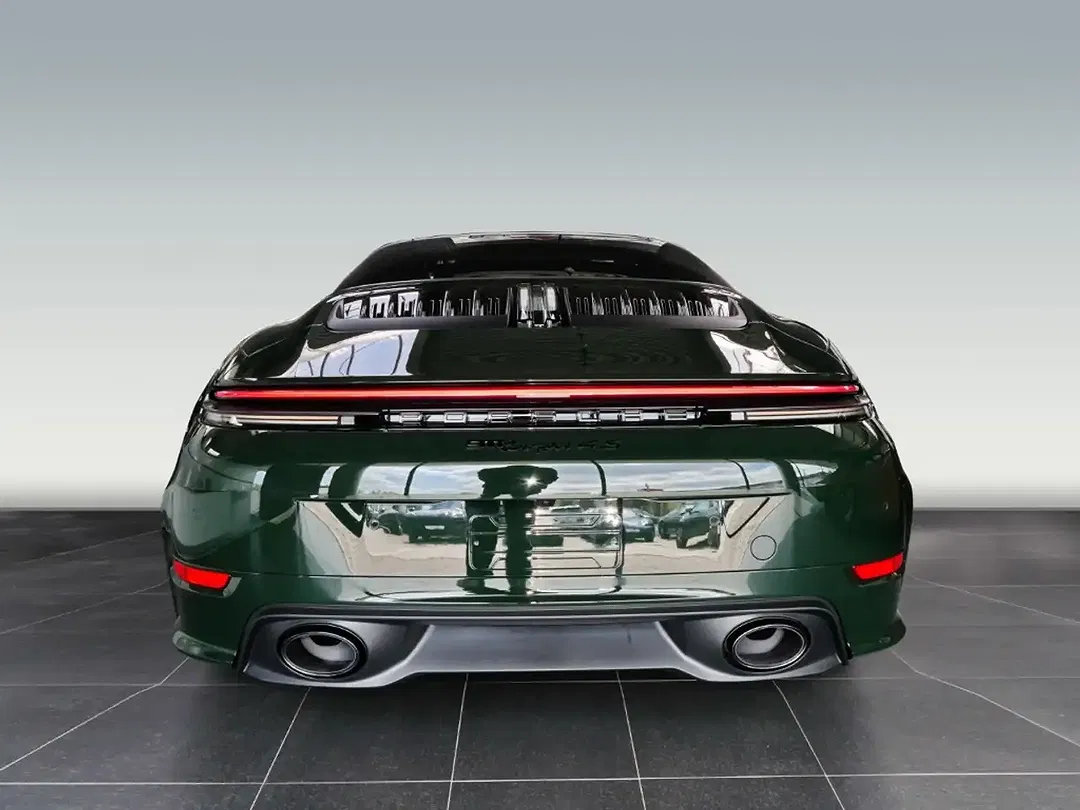 Porsche 911 - Thumbnail 9
