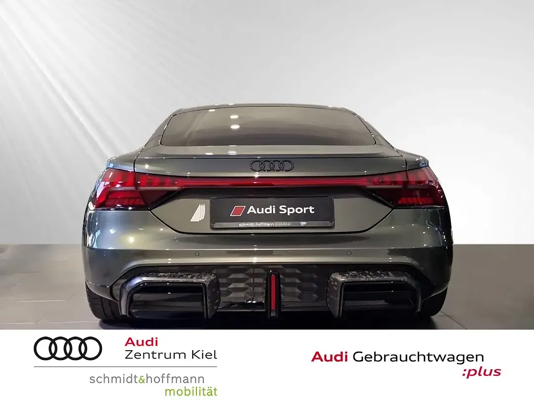 Audi RS e-tron GT - Thumbnail 4
