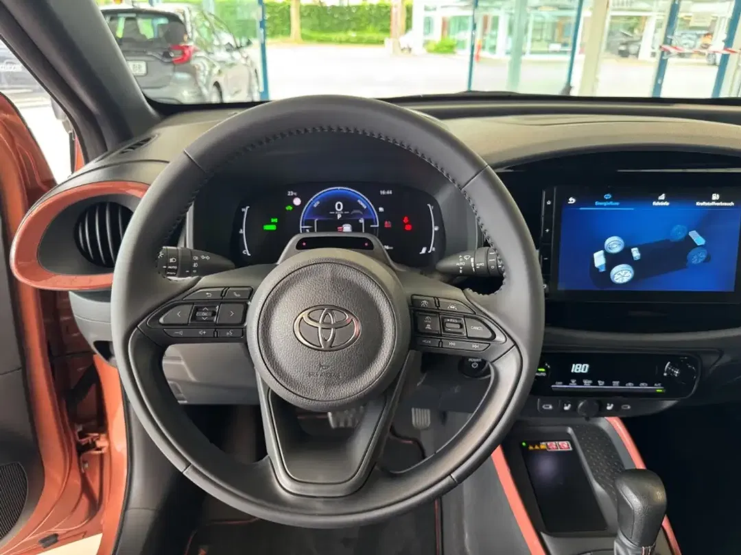 Toyota Aygo X - Thumbnail 10