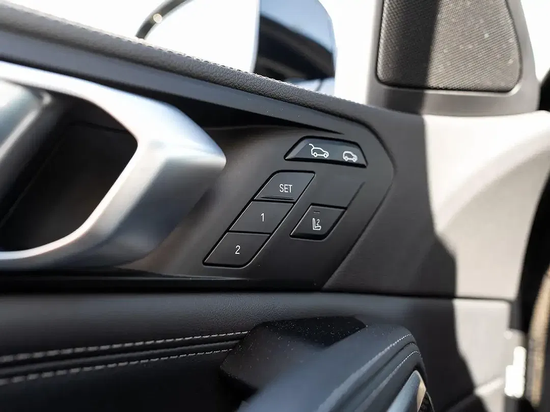 BMW X6 - Thumbnail 12