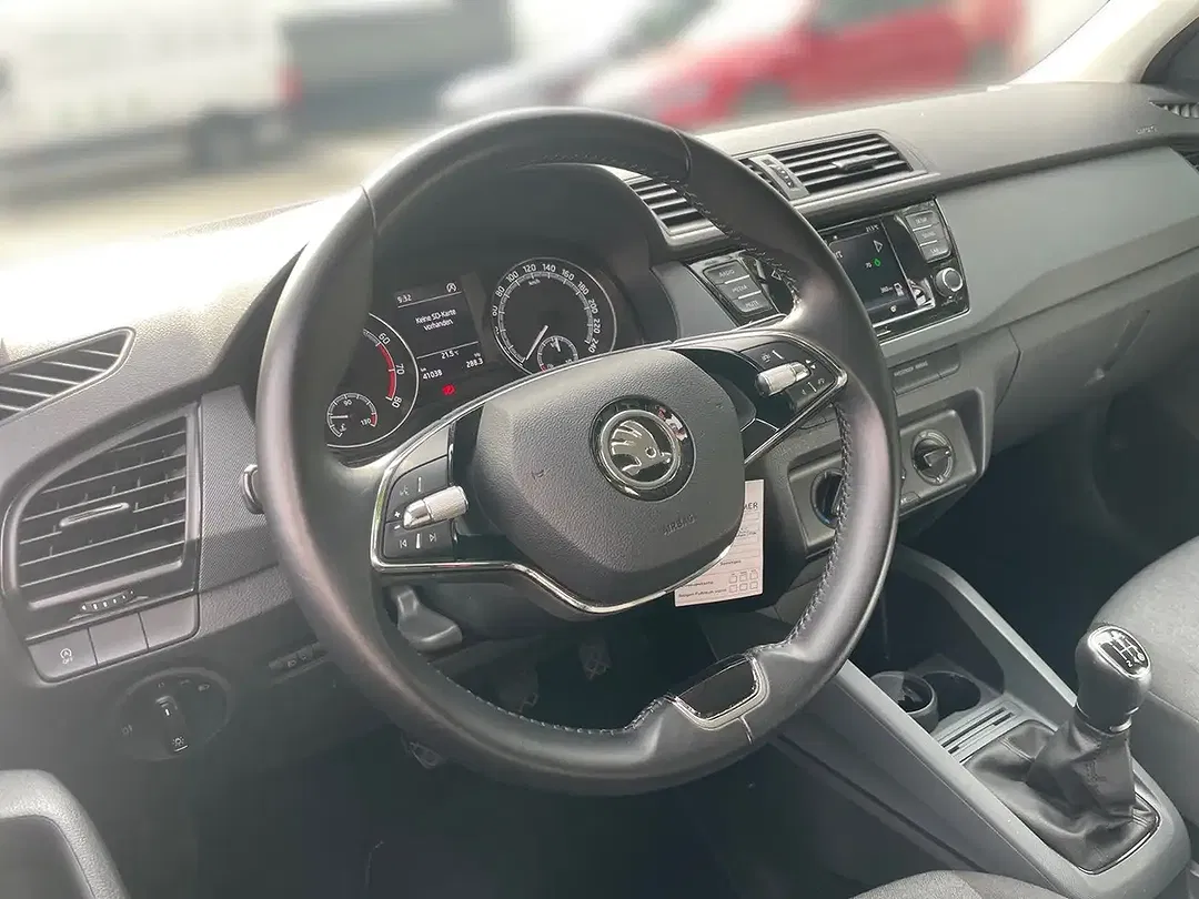 Skoda Fabia - Thumbnail 8