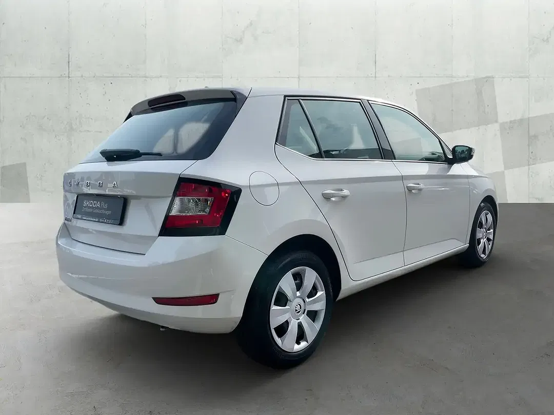 Skoda Fabia - Thumbnail 3