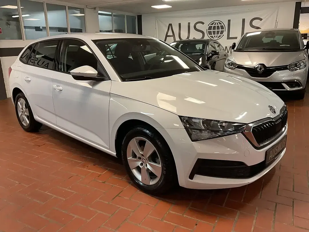 Skoda Scala - Thumbnail 4