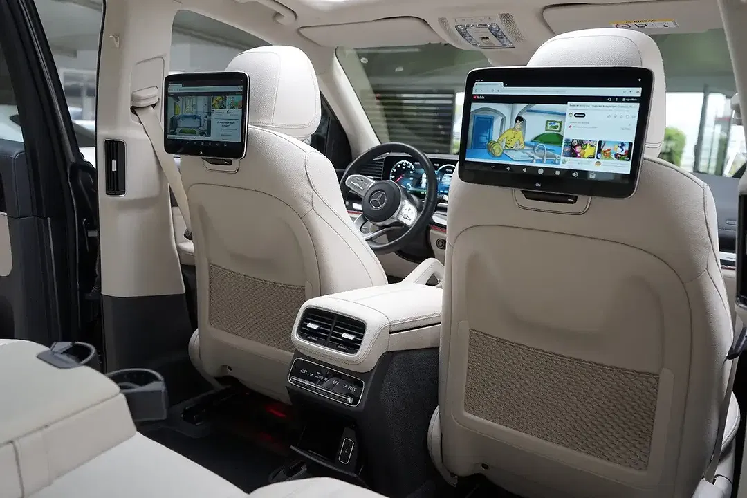 Mercedes-Benz GLS 580 - Thumbnail 10