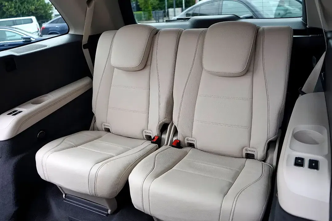 Mercedes-Benz GLS 580 - Thumbnail 11