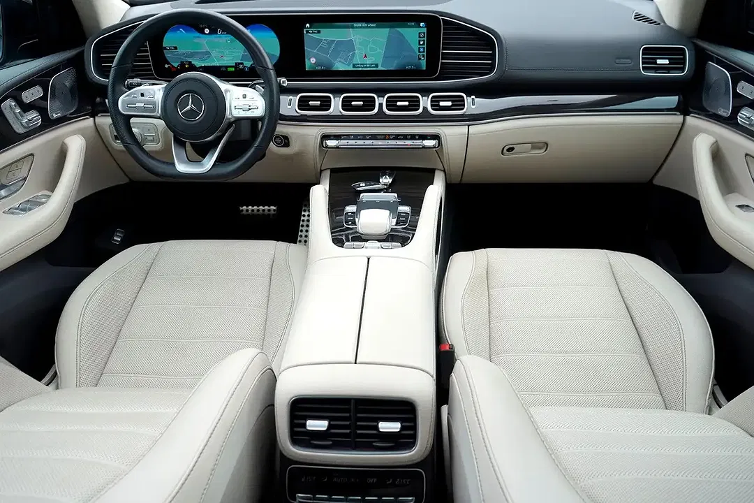 Mercedes-Benz GLS 580 - Thumbnail 14