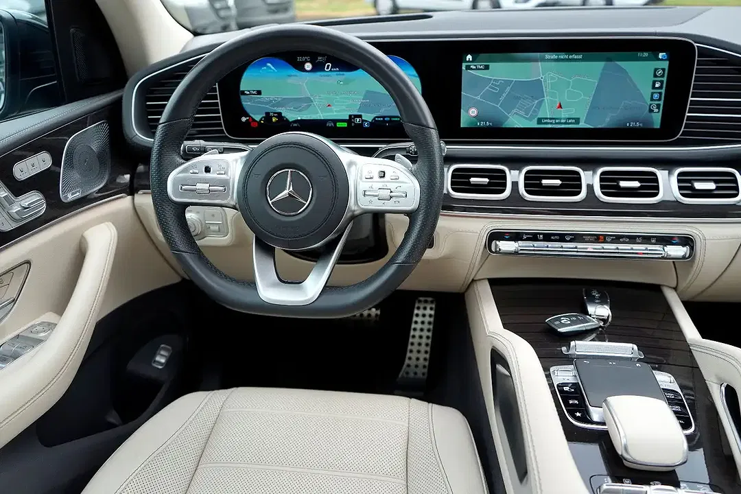 Mercedes-Benz GLS 580 - Thumbnail 21