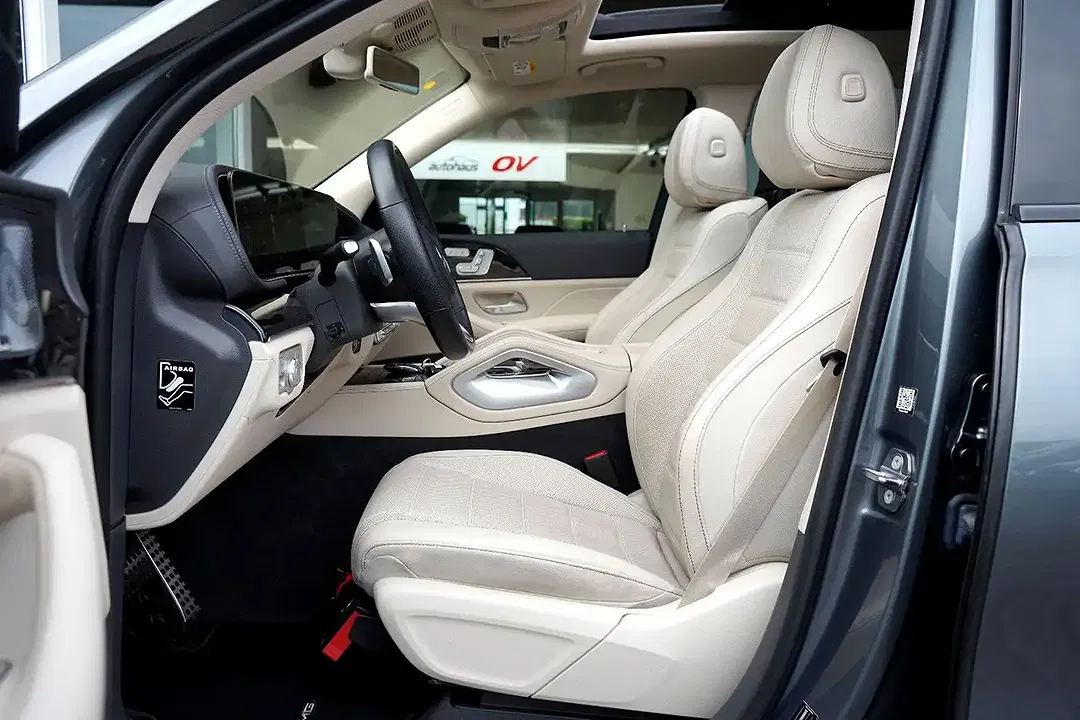 Mercedes-Benz GLS 580 - Thumbnail 30