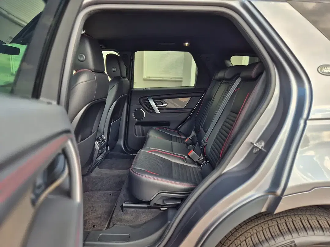 Land Rover Discovery - Thumbnail 9