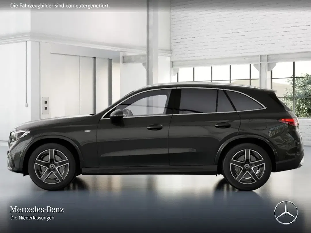 Mercedes-Benz GLC 300 - Thumbnail 5