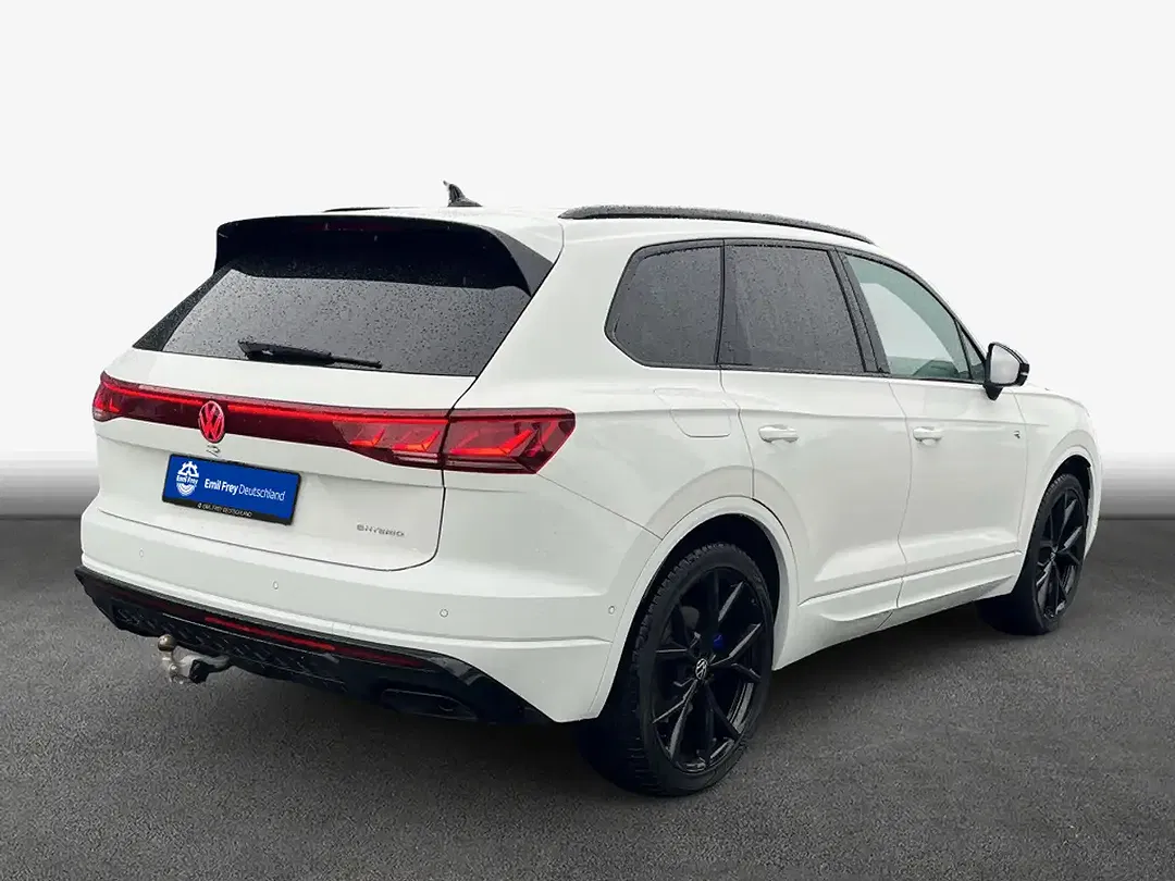 Volkswagen Touareg - Thumbnail 3