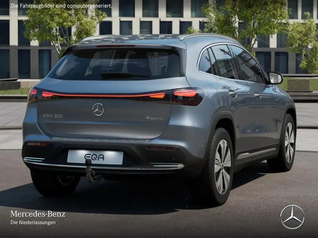 Mercedes-Benz EQA 300 - Thumbnail 4