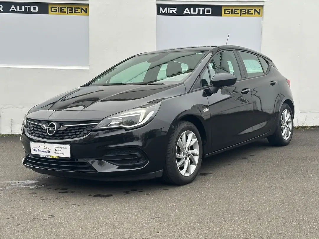 Opel Astra 1.5 - foto 1