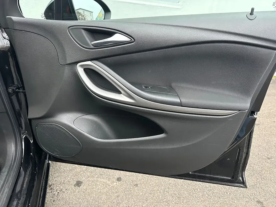 Opel Astra 1.5 - foto 15