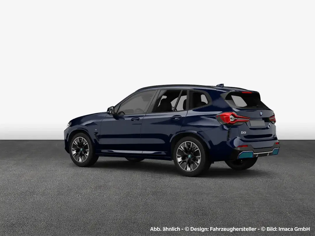 BMW iX3 - Thumbnail 7