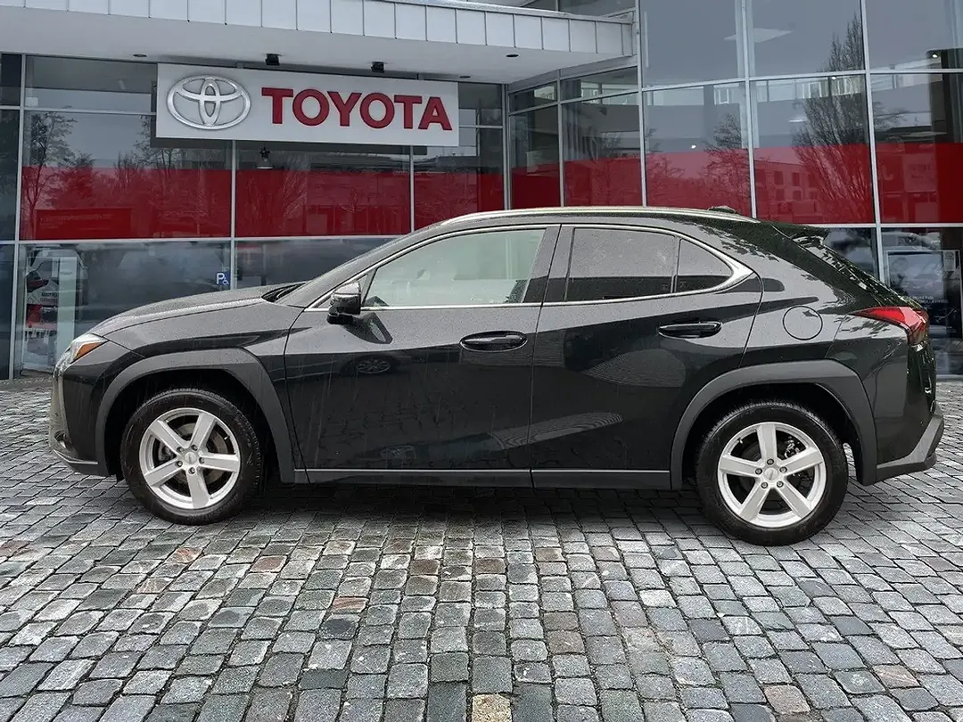 Lexus UX 250h - Thumbnail 3