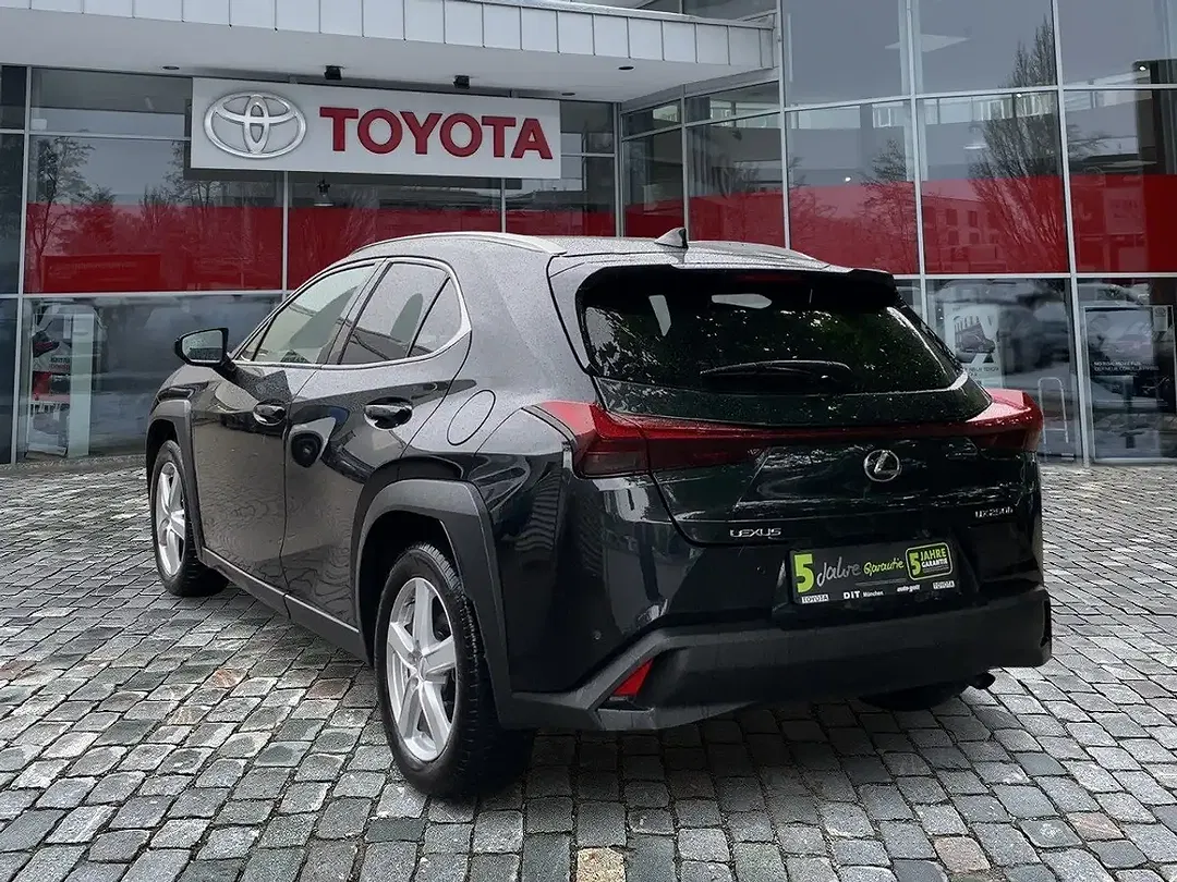Lexus UX 250h - Thumbnail 4