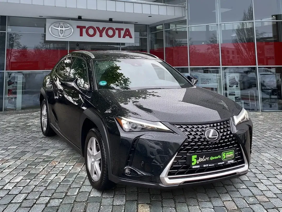 Lexus UX 250h - Thumbnail 7