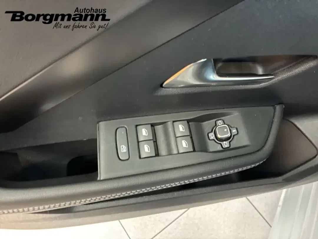 Opel Astra - Thumbnail 10