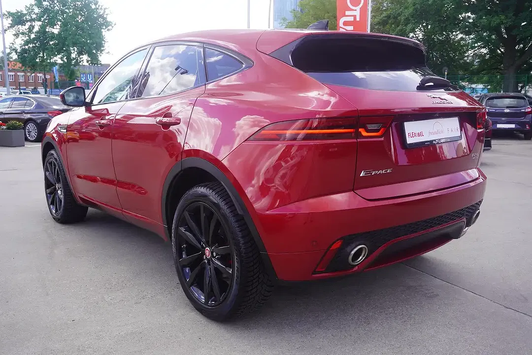 Jaguar E-Pace 2.0 4x4 R-Dynamic SE - foto 1