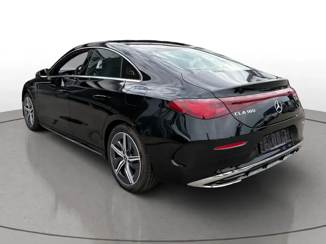 Mercedes-Benz CLA 180 - Thumbnail 6