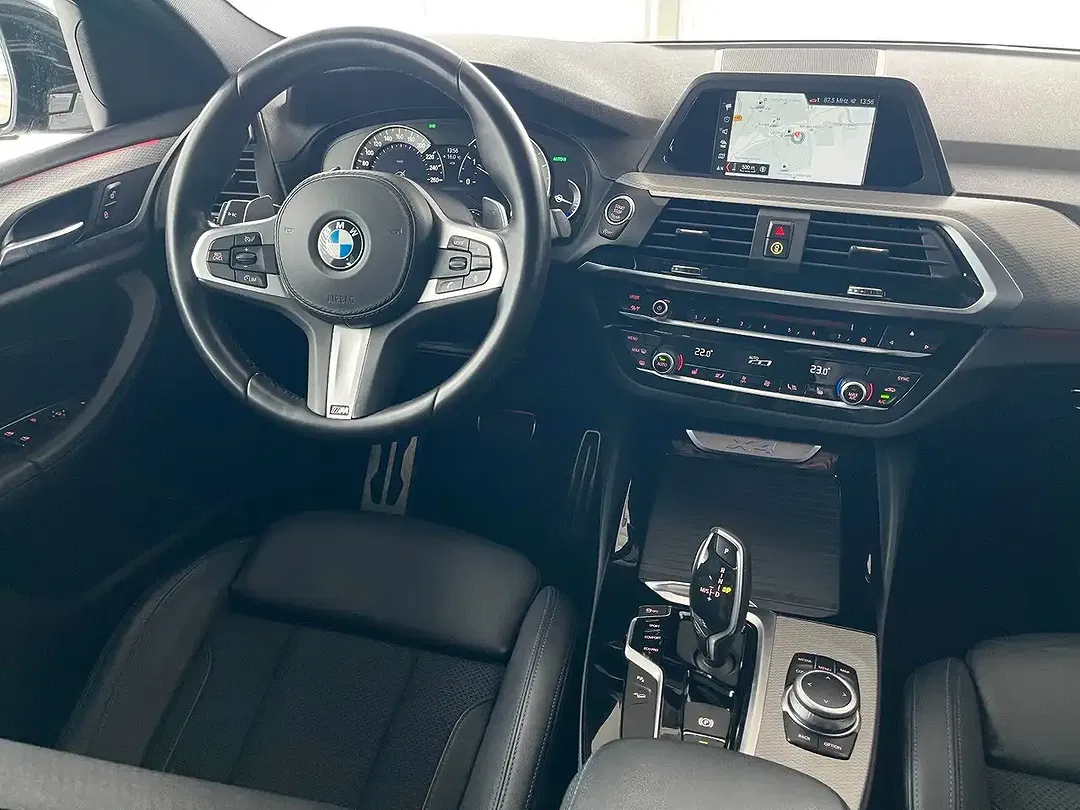 BMW X4 - Thumbnail 12
