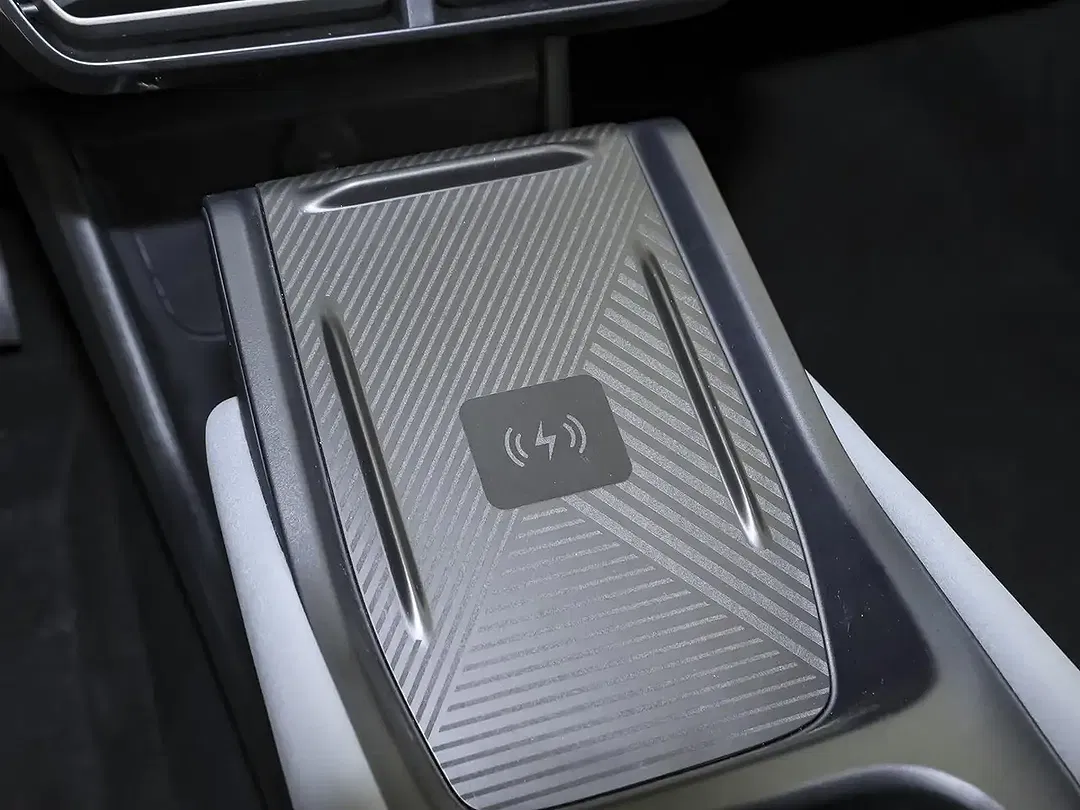 BYD Dolphin - Thumbnail 14