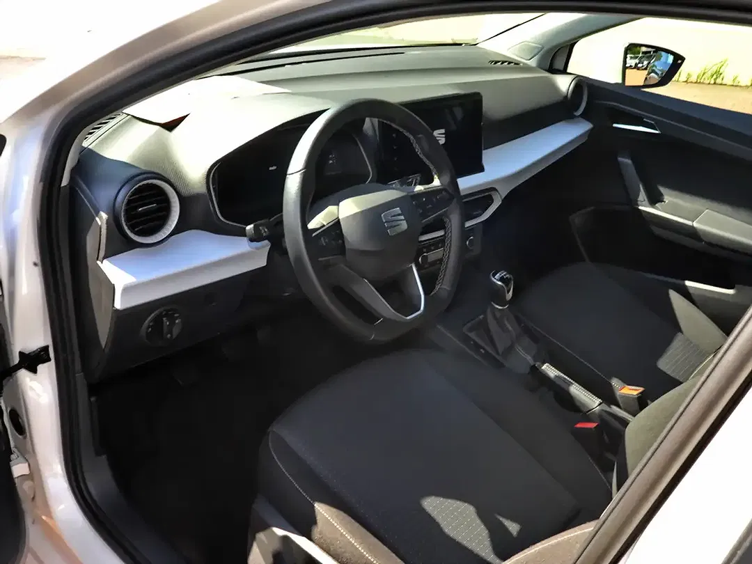 SEAT Ibiza - Thumbnail 11