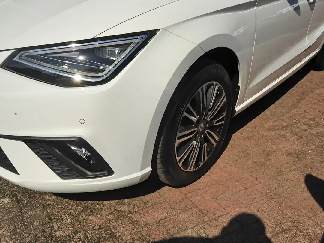 SEAT Ibiza - Thumbnail 5