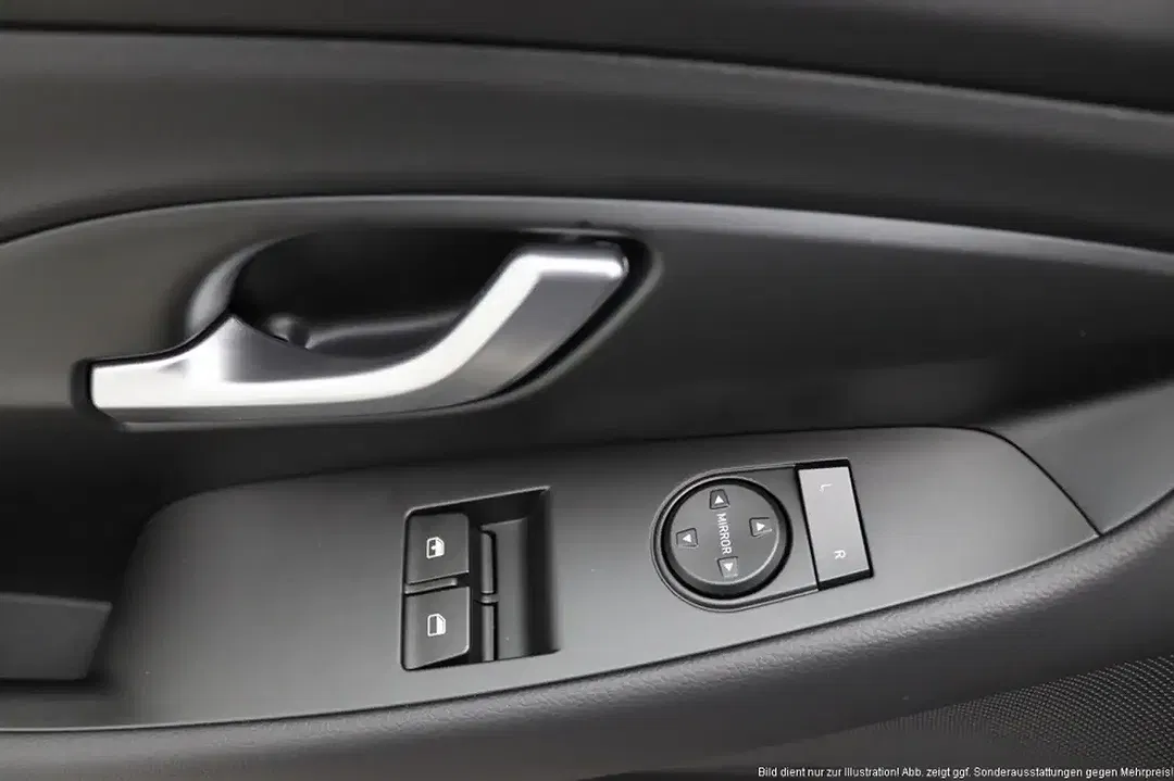 Hyundai i30 - Thumbnail 13