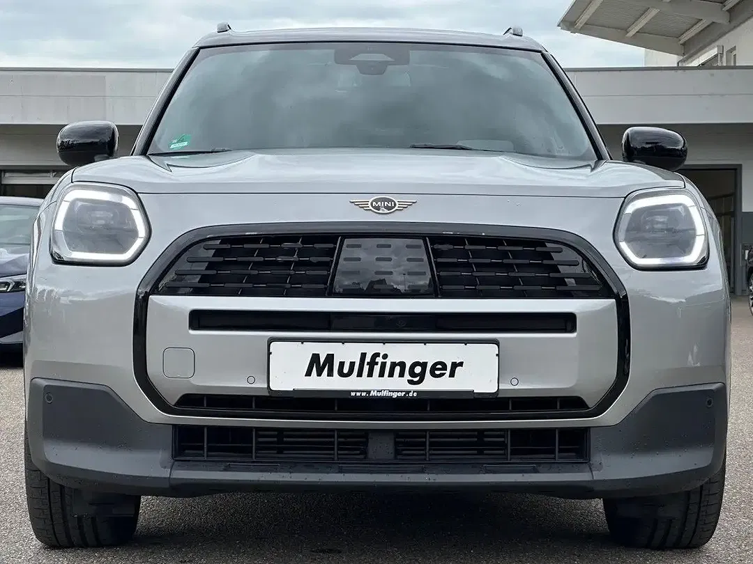 MINI Cooper D Countryman - Thumbnail 3