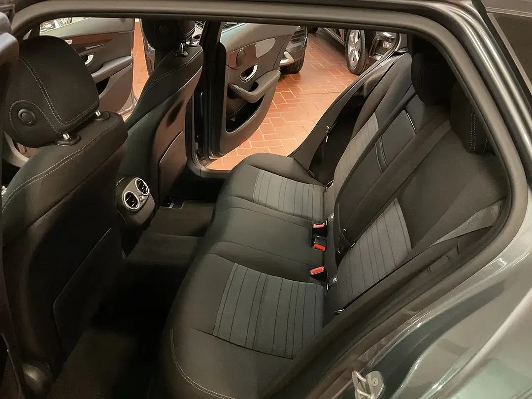 Mercedes-Benz C 200 - foto 8