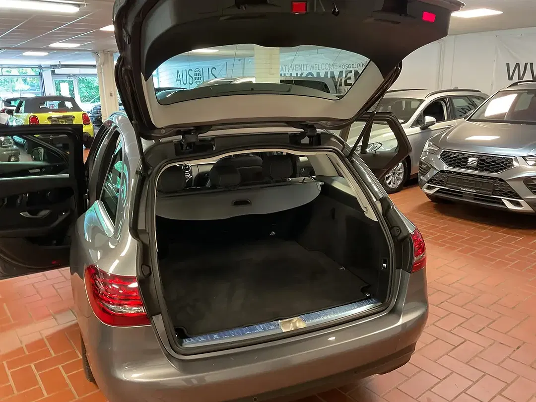 Mercedes-Benz C 200 - Thumbnail 5