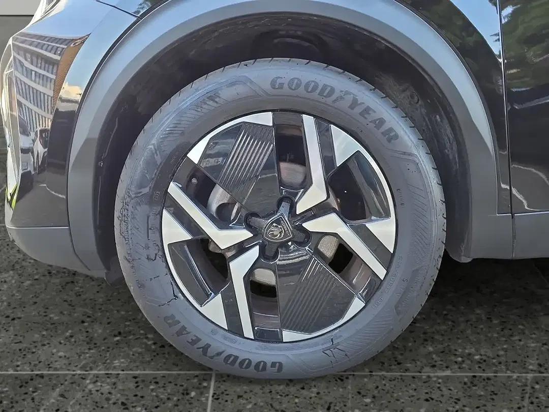 Peugeot 2008 - Thumbnail 12