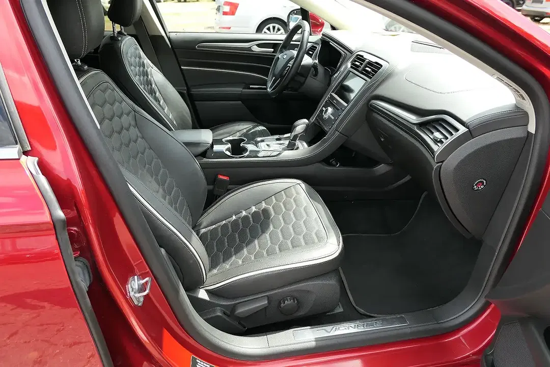 Ford Mondeo - Thumbnail 13
