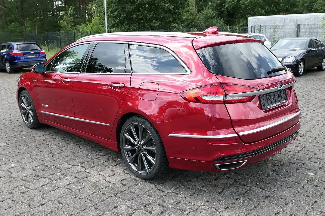 Ford Mondeo - Thumbnail 3
